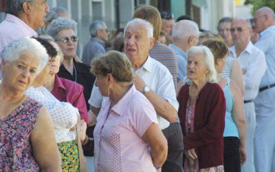 Subió el tope de ingresos para que jubilados y pensionados cobren el bono de $70 mil en abril