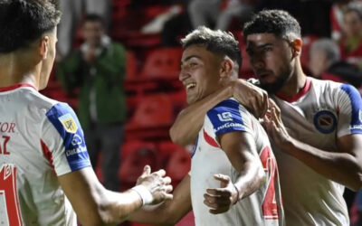 Copa de la Liga Profesional: River ganó en Córdoba, Vélez clasificó en Mendoza; e Independiente y Talleres, afuera