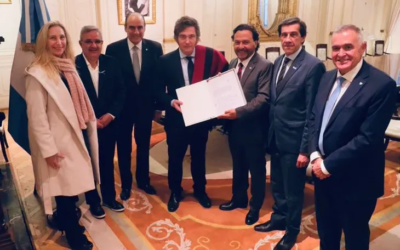 Javier Milei firmará esta noche el Pacto de Mayo con 17 gobernadores y dos expresidentes