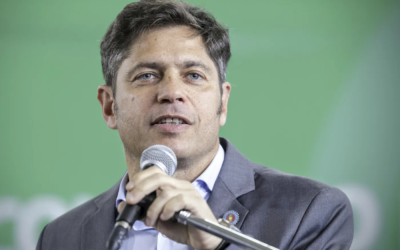 Kicillof apuesta a la épica histórica y encabeza un acto por la soberanía