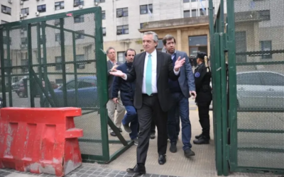 Alberto Fernández participa de una audiencia clave que definiría su futuro en la causa Seguros