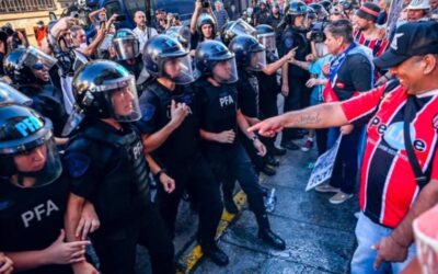 Nación denunció penalmente a los organizadores de la marcha de jubilados e hinchas por «sedición y asociación ilícita»