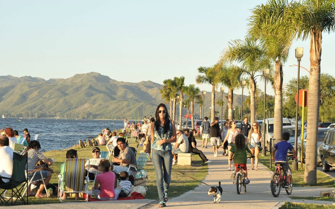 Récord económico en el turismo: más de un millón de viajeros y un gasto diario promedio de $82 mil