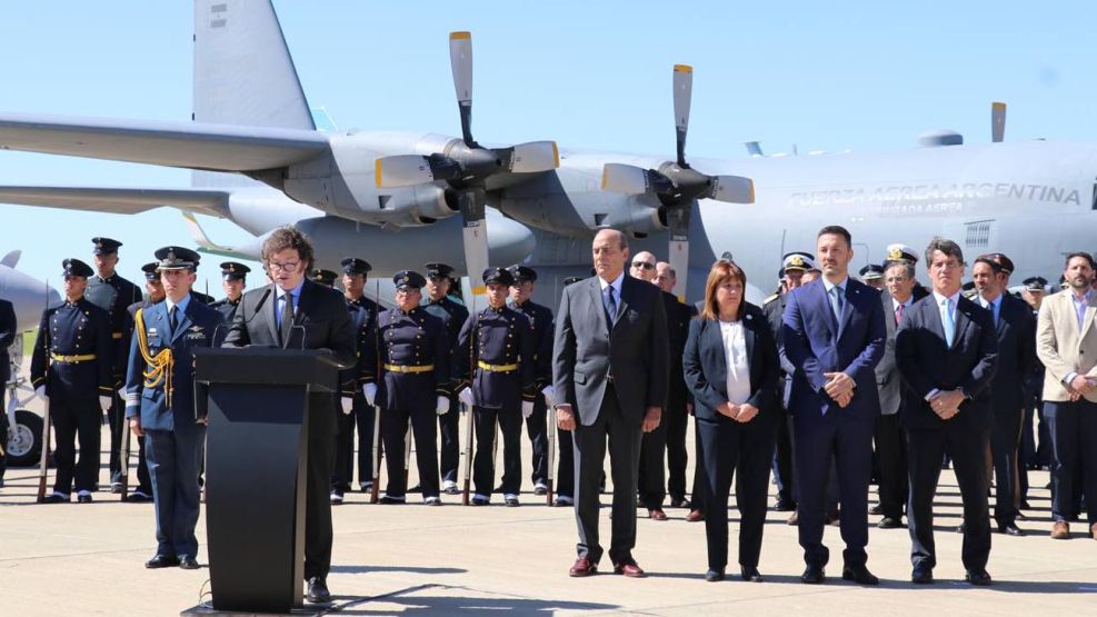 El Ministerio de Defensa suma una dirección específica para la flota presidencial tras una reestructuración