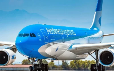 Asambleas de pilotos afectan a casi un centenar de vuelos de Aerolíneas Argentinas
