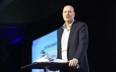 Sturzenegger defendió la desregulación de las cuotas de colegios privados