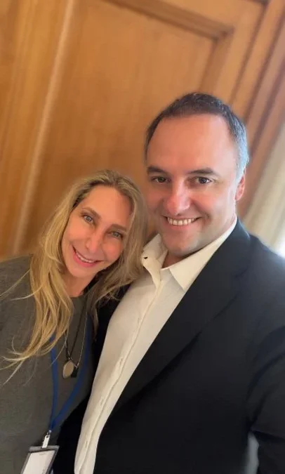 El Gobierno planifica un evento con Karina y Adorni, mientras la Justicia avanza