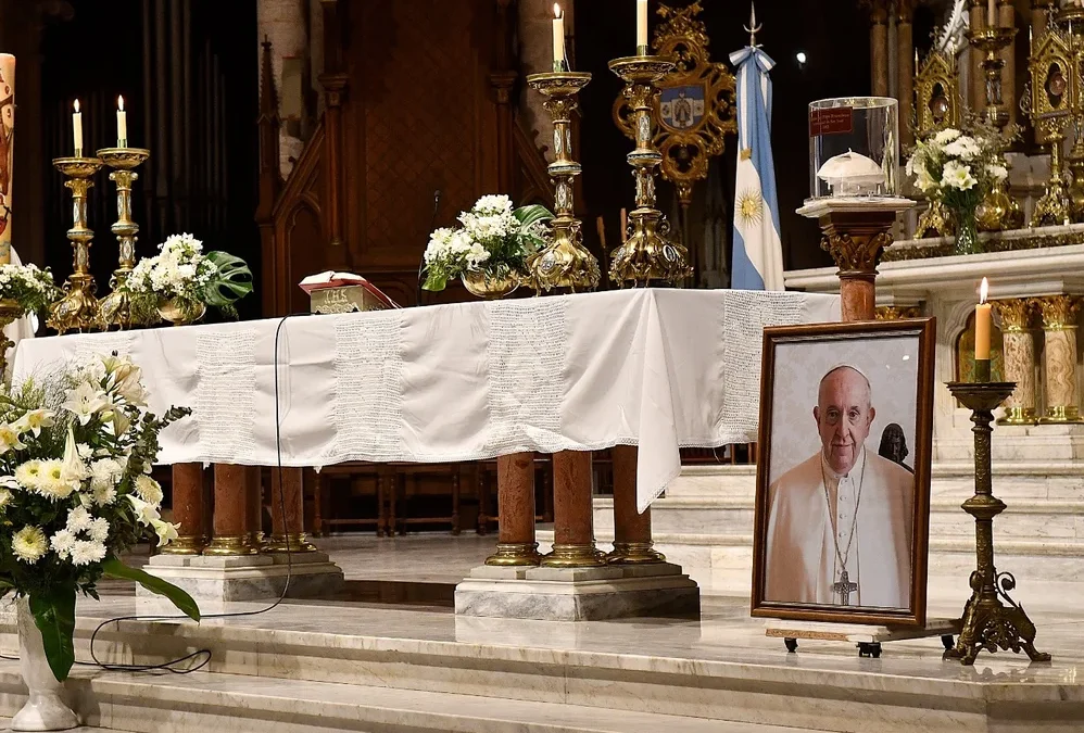 A un año de la muerte del papa Francisco: las misas y homenajes que se realizarán