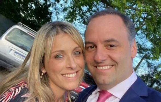 La esposa de Adorni rompió el silencio en redes sociales con un mensaje sobre “soltar” y “evolucionar”