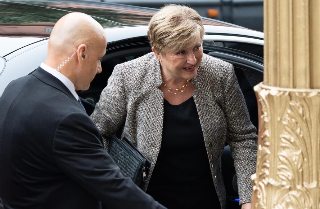 Kristalina Georgieva llegó a Vaca Muerta para recorrer la nueva usina de dólares del país