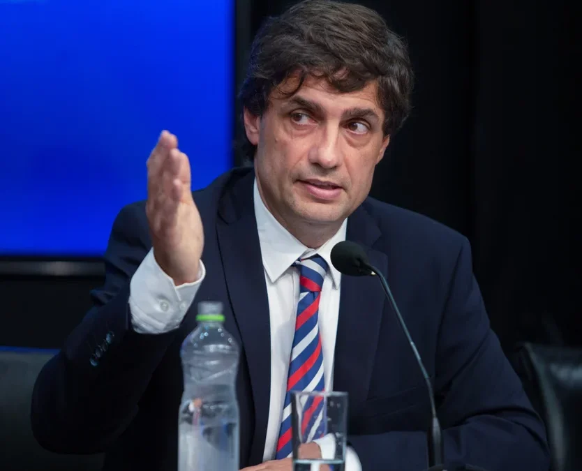 Lacunza ratifica su candidatura a Presidente en 2027: “Hay que cambiar la motosierra por una cementera”