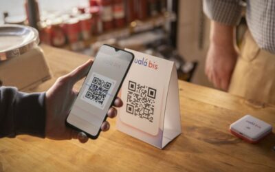 Los pagos con QR y transferencias crecen más del 60% en un año y desplazan al efectivo y las tarjetas